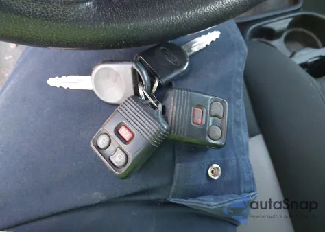 2010 Ford Ranger Sport/Xlt из США, поврежденный, VIN 1FTLR4FE1APA07819